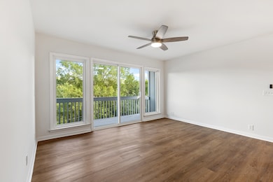 21 Vaughns Gap Rd unit 105, Nashville, TN 37205 - photo 4