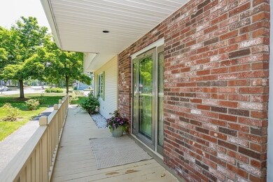 47 Wilmington Rd, Burlington, MA 01803 - photo 4