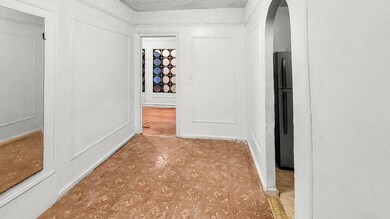 1075 Grand Concourse unit 1N, Bronx, NY 10452 - photo 4