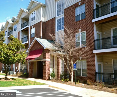 The Gates Of McLean unit 5301, McLean, VA 22102 - photo 2