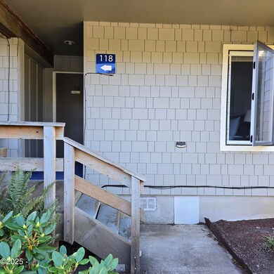 1000 SE Bay Blvd unit D-118, Newport, OR 97365 - photo 2