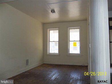 655 W Princess St, York, PA 17401 - photo 2