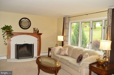 2103 Dalewood Ct, Lutherville Timonium, MD 21093 - photo 4