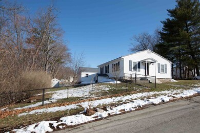 76 Garfield St, Manchester, NH 03103 - photo 3