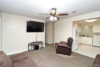 5009 Roberta Dr, North Richland Hills, TX 76180 - photo 3