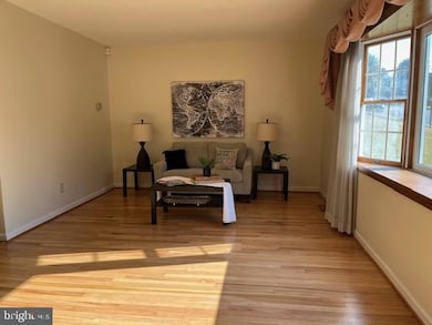 5205 Larlin Rd, Halethorpe, MD 21227 - photo 5