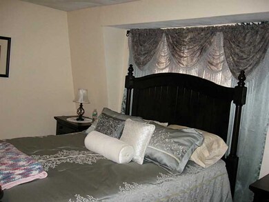 77 Hoffman Ave unit F, Cranston, RI 02920 - photo 6