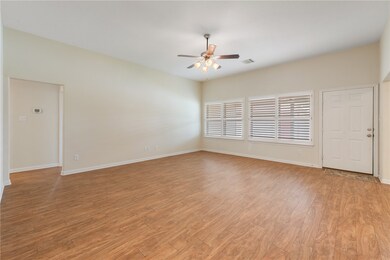 1635 Lakeview Dr, Somerville, TX 77879 - photo 2