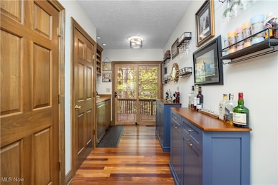 7587 Lewis Rd, Olmsted Falls, OH 44138 - photo 7