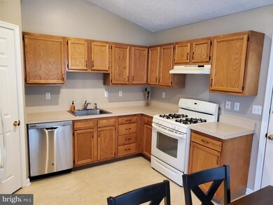 922 Lauren Way, Curtis Bay, MD 21226 - photo 5