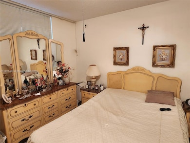 Colony Point Condominiums unit 107, Pembroke Pines, FL 33026 - photo 5