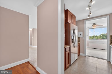 4343 Cherry Hill Rd unit 605, Arlington, VA 22207 - photo 5