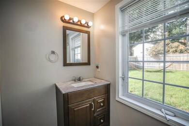 33 W Elmhurst Ave unit A, Manchester, NH 03103 - photo 5