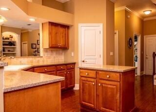 Macgregor rental kitchen