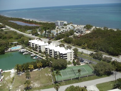 Aerial of Treasure Cay and neighborhood