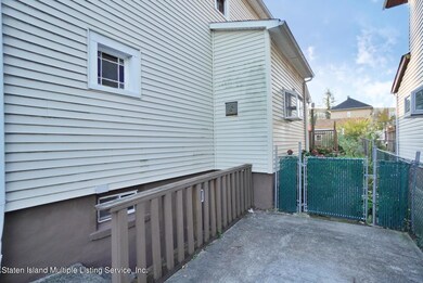 174 Myrtle Ave, Staten Island, NY 10310 - photo 6