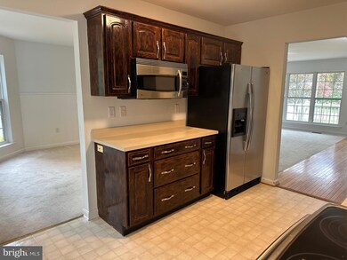 1847 Cedar Dr, Severn, MD 21144 - photo 5