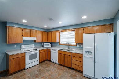 5137 Norma Ct SE, Salem, OR 97306 - photo 7