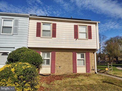 2250 Dawn Ln, Temple Hills, MD 20748 - photo 2