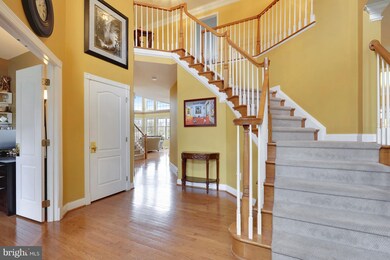 43244 Valiant Dr, Chantilly, VA 20152 - photo 4