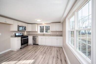 7 Baywood St, Rockland, MA 02370 - photo 4