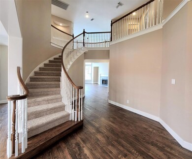 802 Saxon Trail, Southlake, TX 76092 - photo 2