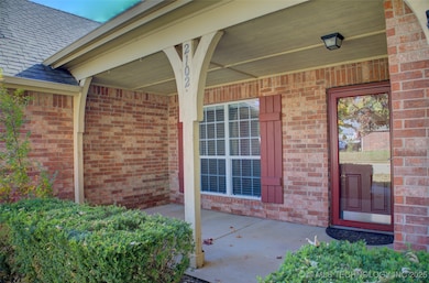2102 W J St, Jenks, OK 74037 - photo 2