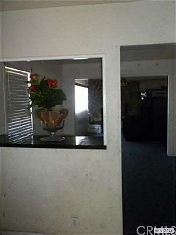 725 E 118th Place, Los Angeles, CA 90059 - photo 6