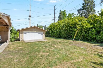 Country Home - Southern Oregon