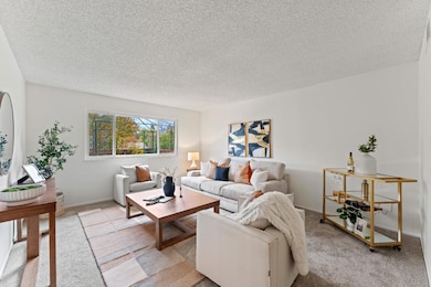 5242 Ridgedgate Way, Fair Oaks, CA 95628 - photo 4