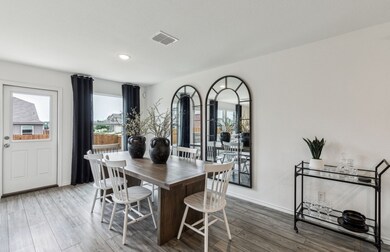 2728 Barton Springs Dr, Denton, TX 76208 - photo 5