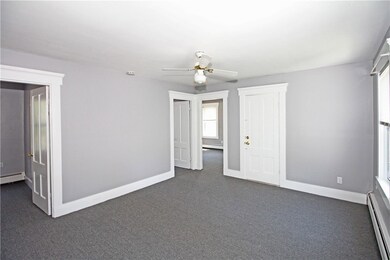 107 Franklin St unit 2, Bristol, RI 02809 - photo 4