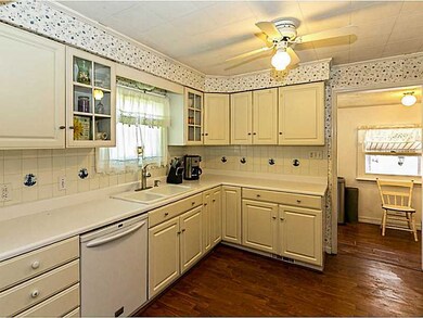 3201 Amherst Rd, Erie, PA 16506 - photo 7