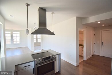 Key and Nash unit 604, Arlington, VA 22209 - photo 4