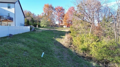 3702 Yaeger Rd, Saint Louis, MO 63129 - photo 4