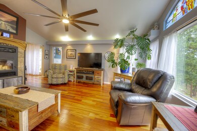Living Room-2