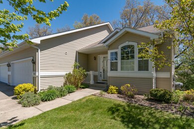 Skylark Way-19