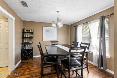 8122 Donegal Ln, Jacksonville, FL 32244 - photo 7