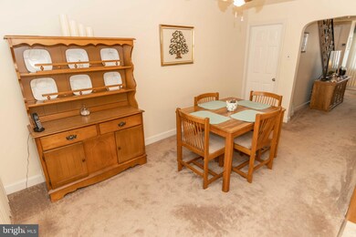 929 Maple Ave, Glenolden, PA 19036 - photo 5