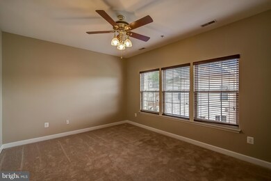 8020 Pennington Dr, Laurel, MD 20724 - photo 7