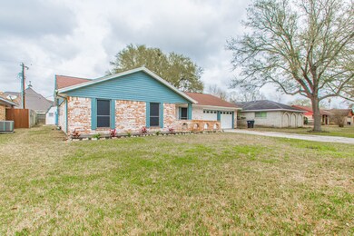 2708 Westfield St, Alvin, TX 77511 - photo 3