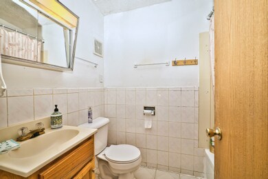 2019 Pine St unit E, Des Plaines, IL 60018 - photo 6