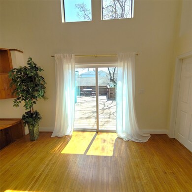 914 Heights Blvd unit D, Houston, TX 77008 - photo 6