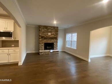 0EA7F591-33B8-46EC-B879-B6970C60E4D6