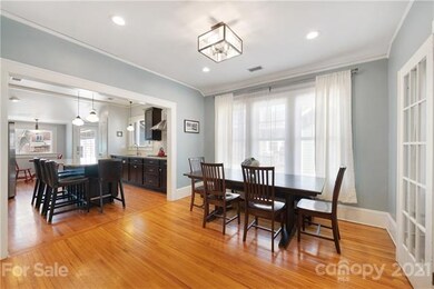 Large and nicely finished Dining Room