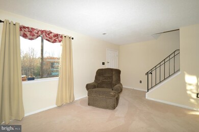 2534 Fox Ridge Ct unit 47, Woodbridge, VA 22192 - photo 7