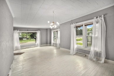 919 Lawndale St, Ludington, MI 49431 - photo 3