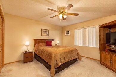 1406 Aspen Dr, Waterloo, IA 50701 - photo 6