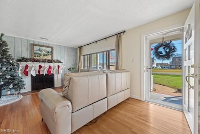 315 Dandy Loop Rd, Yorktown, VA 23692 - photo 6