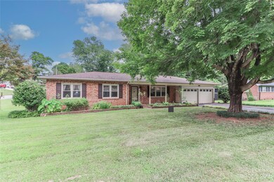 634 Springdale Rd, Statesville, NC 28677 - photo 2